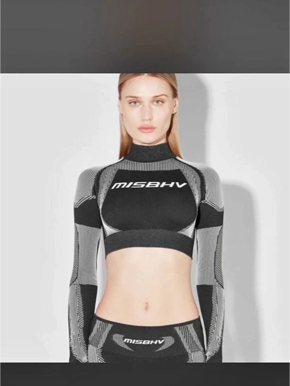 MISBHV Cropped Long Sleeve Sport Top Black & White